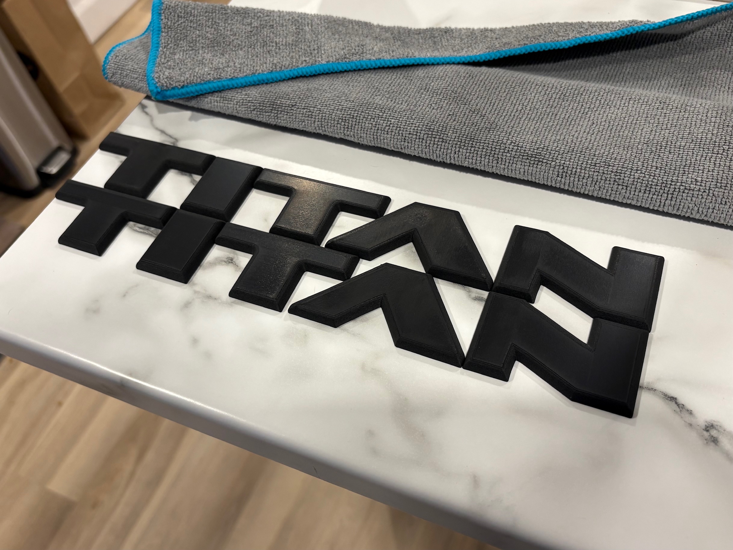 Photo Emblème Titan